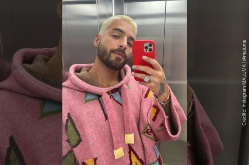 Maluma selfie en el espejo.jpg