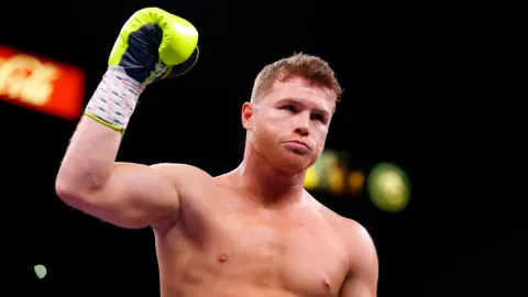 “Canelo” Álvarez ayudará a mujer con insuficiencia renal y necesita un trasplante