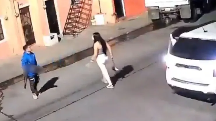 Feminicidio en Guadalajara: cámaras captan momento en que un hombre le dispara a su expareja