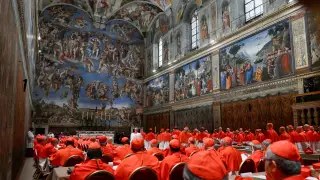 La Capilla Sixtina y el cónclave de la Iglesia católica.