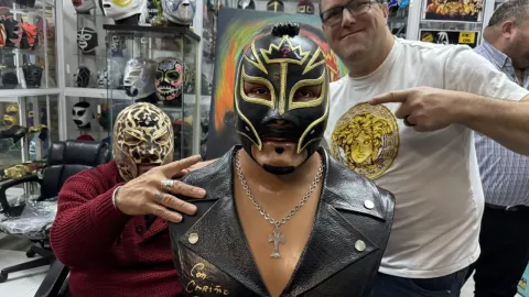 Muere Rey Mysterio Sr