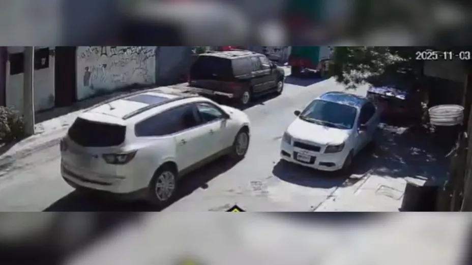 Niña de 3 años es atropellada por camioneta al intentar cruzar calle en Nuevo León.jpg