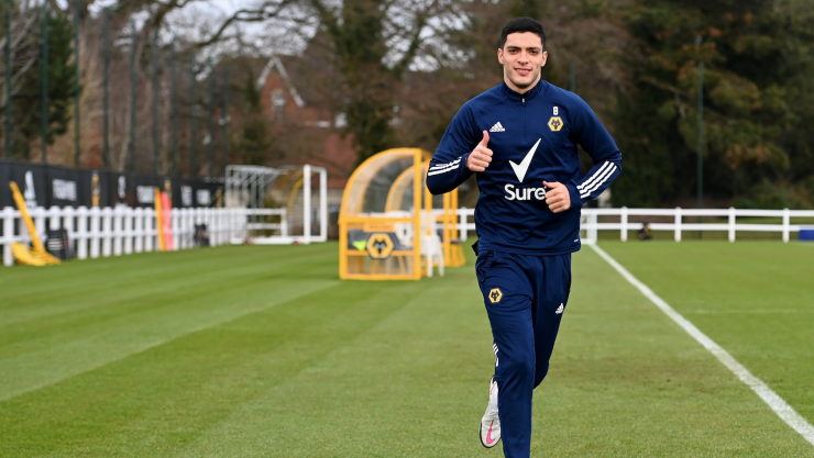 Ra&uacute;l Jim&eacute;nez entrenando con los Wolves