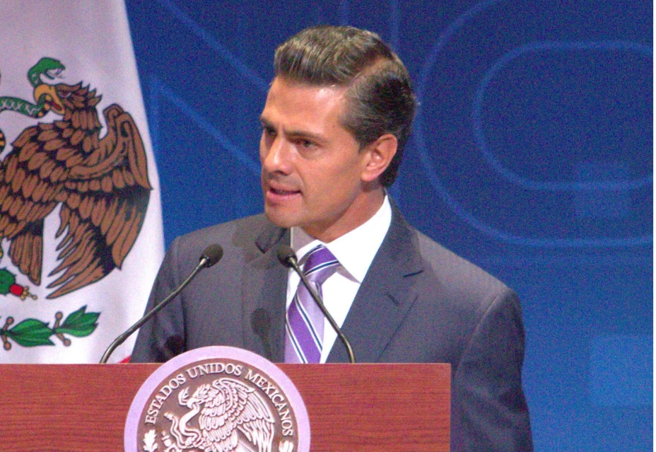 El presidente Enrique Peña Nieto, reafirmó su solidaridad y apoyo total con los padres de familia de los 43 normalistas desaparecidos la noche del 26 de septiembre en Iguala, Guerrero.