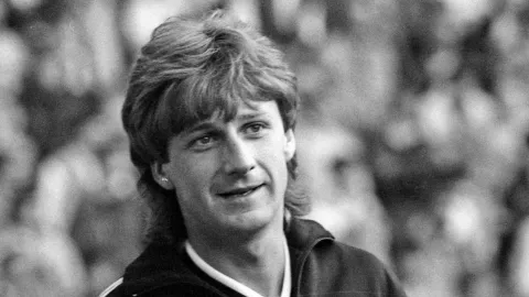 Frank Mill: ¿De qué murió el futbolista alemán?