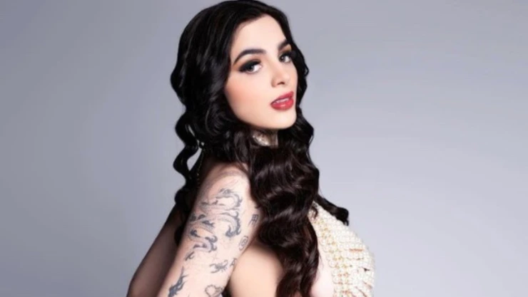 karely-ruiz-rompe-silencio-video-intimo-fan-tatuo-rostro-.jpg