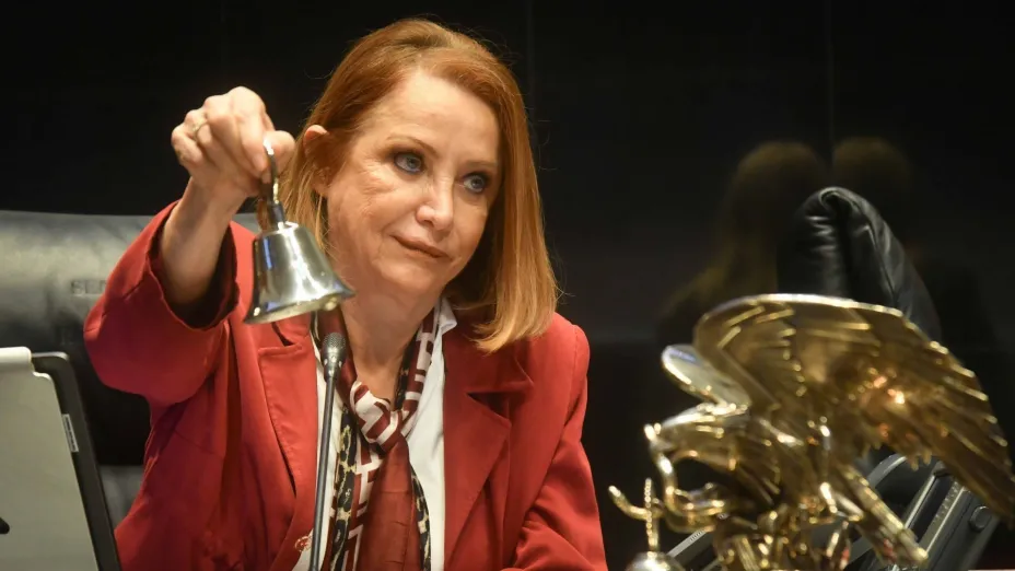 Laaura Itzel.jpg