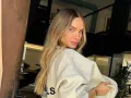 Belinda posando.jpg