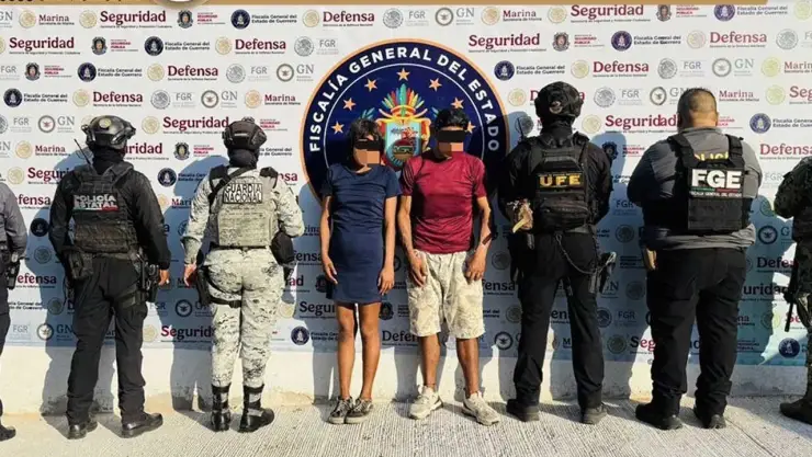 pareja-detenid