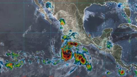 tormenta tropical Estelle en vivo trayectoria