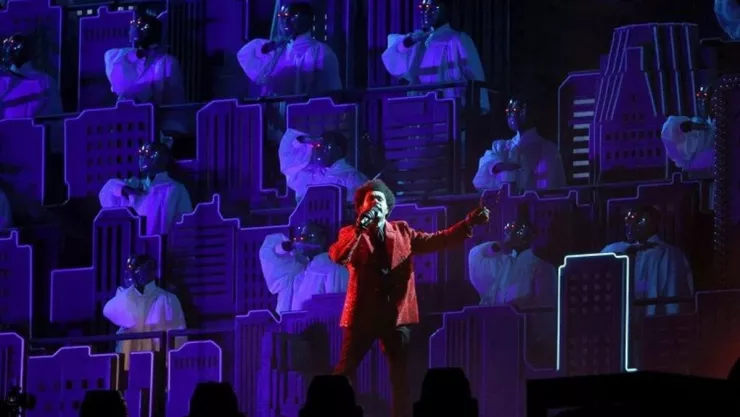 the-weeknd-blinding-lights-record.jpg