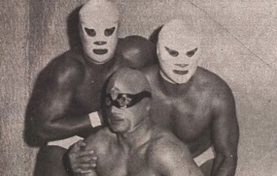 La Ola Blanca luchadores