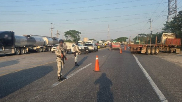 Bloqueos, cierres y accidentes en carreteras de México hoy 8 de mayo 2026
