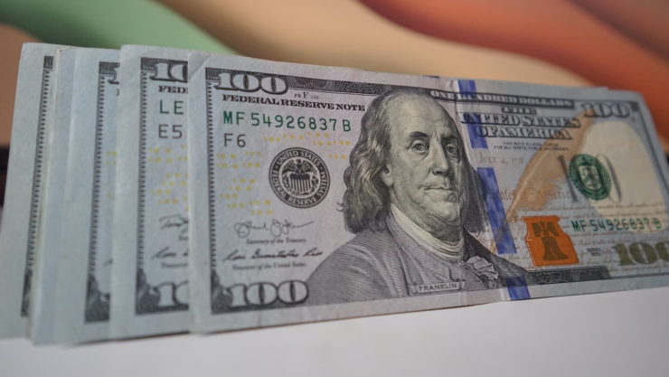 DÓLAR 4 DE ABRIL .png