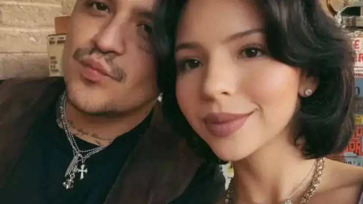 ¿Sin su familia? Christian Nodal celebra su cumpleaños 27 junto a Ángela y todos los Aguilar; filtran VIDEO