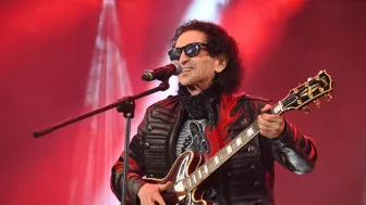 Posteriormente, ‘El Tri’ nos cantó sus más grandes canciones.