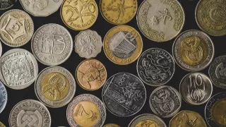 La moneda extranjera que es casi igual al peso mexicano y que confunden por su parecido