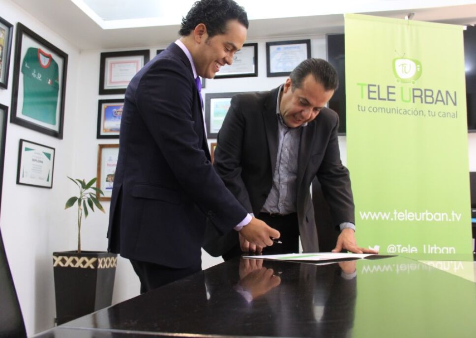 Firma de contrato