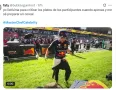 ¡También activamos nuestro modo “catador de alimentos”! Aunque no degustemos de los platillos, criticamos como unos experimentados chefs.