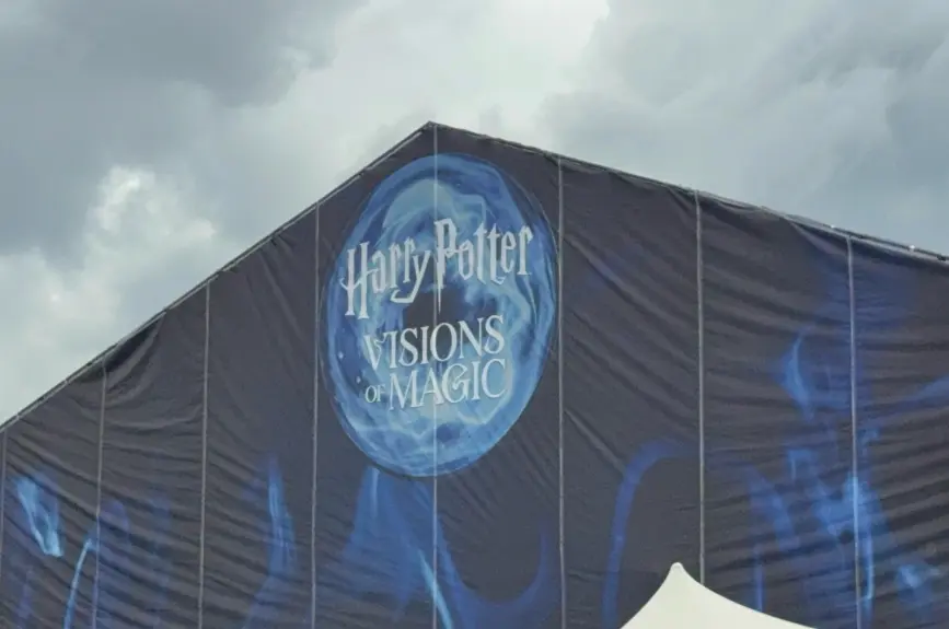 Harry Potter Visions Of Magic llega por primera vez a Latinoamérica, y aterrizó en la Ciudad de México para brindarles a todos los potterheads una experiencia llena de magia.