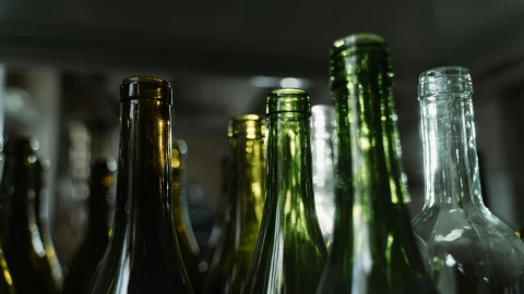 Botellas de vino vacías