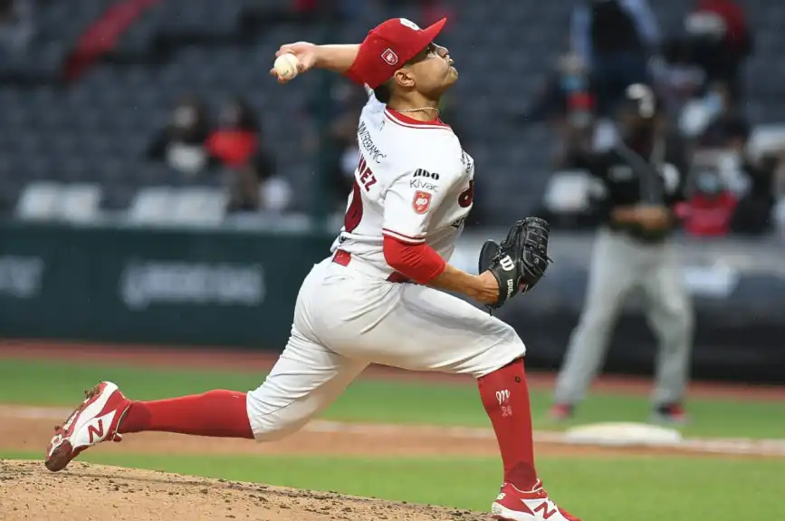 Galería: Toros vence 1-0 a los Diablos Rojos para llevarse la serie