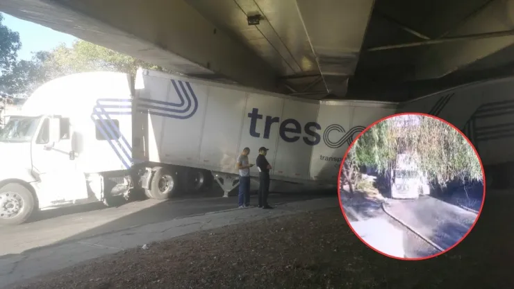 Tráiler se atora en Río Churubusco y colapsa el tráfico Calles cerradas y alternativas.jpg