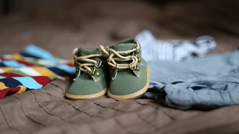 bebé muere aplastado por su mamá mientras dormían.jpg