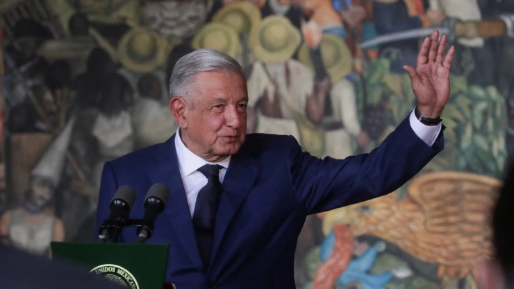 AMLO Cuarta Tranformación México