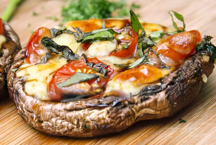 Prepara esta deliciosa receta de portobellos rellenos