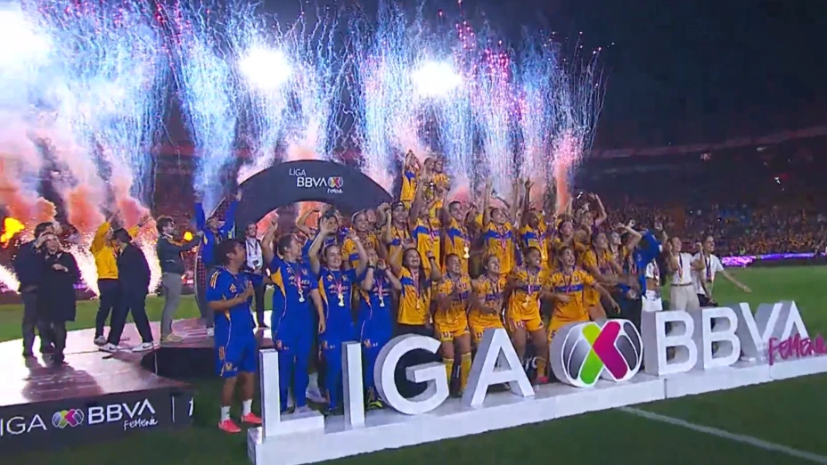 Tigres Femenil se corona campeona de la Liga MX.