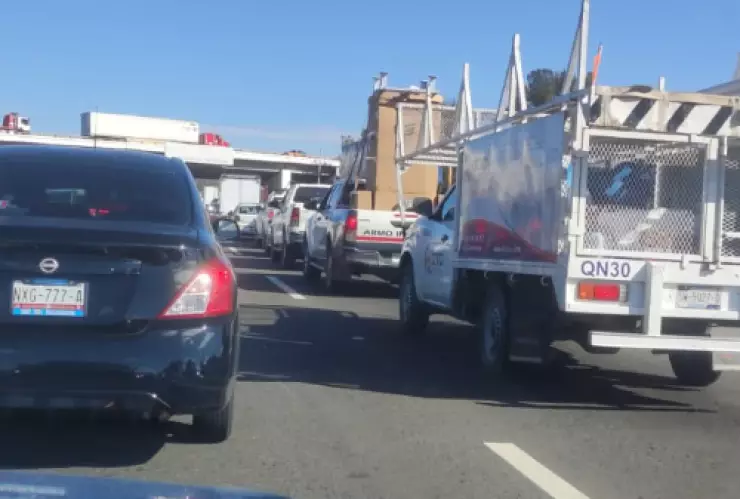 Accidente en la carretera 57 Querétaro-San Luis Potosí HOY, tráfico