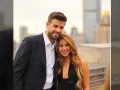 Shakira y Pique abrazados.jpg