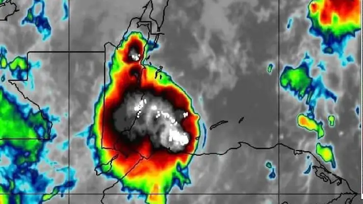 Vigilan zona de baja presión cerca de costas de Chetumal