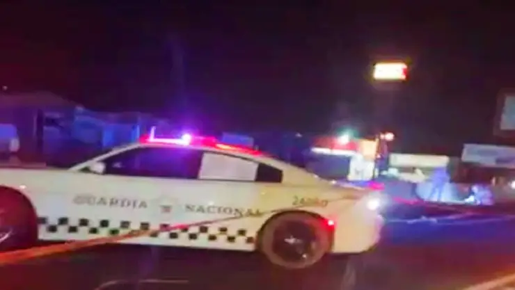 Mujer muere atropellada en carretera León-Lagos de Moreno.