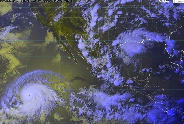 Durante la noche de hoy se prevén lluvias en varios estados del país