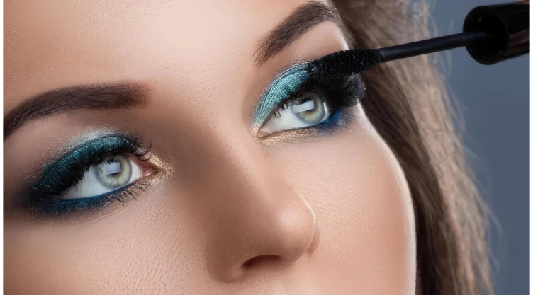 maquillar ojos caídos