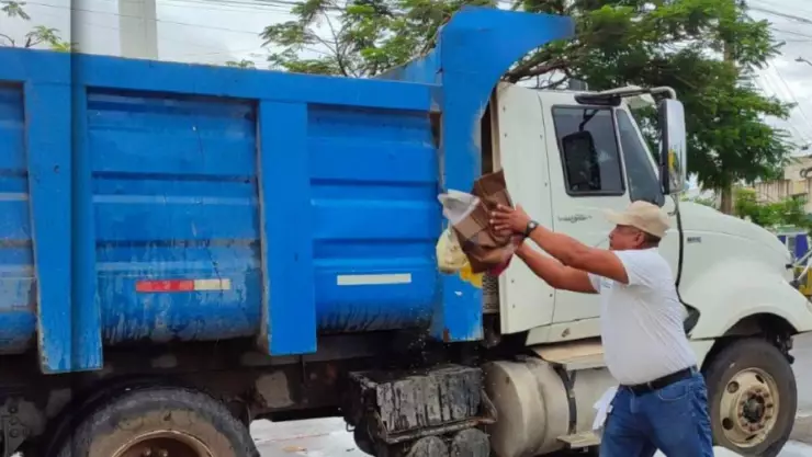 Se activa el servicio de recolección de basura en Cancún tras el huracán Milton.jpg
