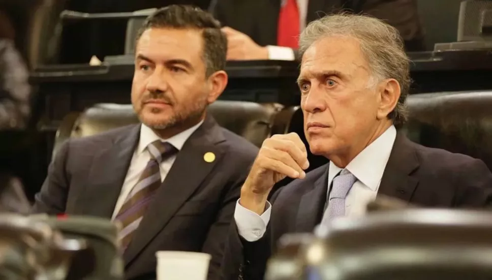 Expulsan a Miguel Ángel Yunes, padre e hijo, del PAN