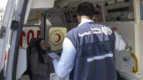 Vacunación y atención médica de la OMS en la Franja de Gaza.jpg