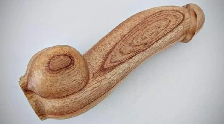 penes de madera Argentina.jpg