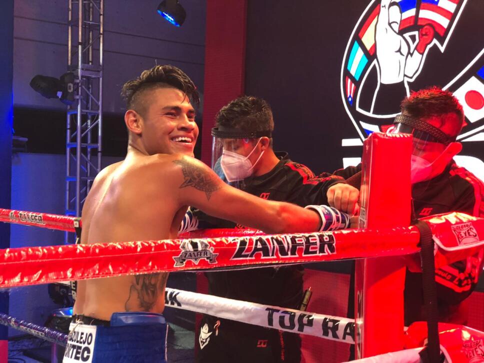 Emanuel “Vaquero” Navarrete vs Uriel “Yuca” López