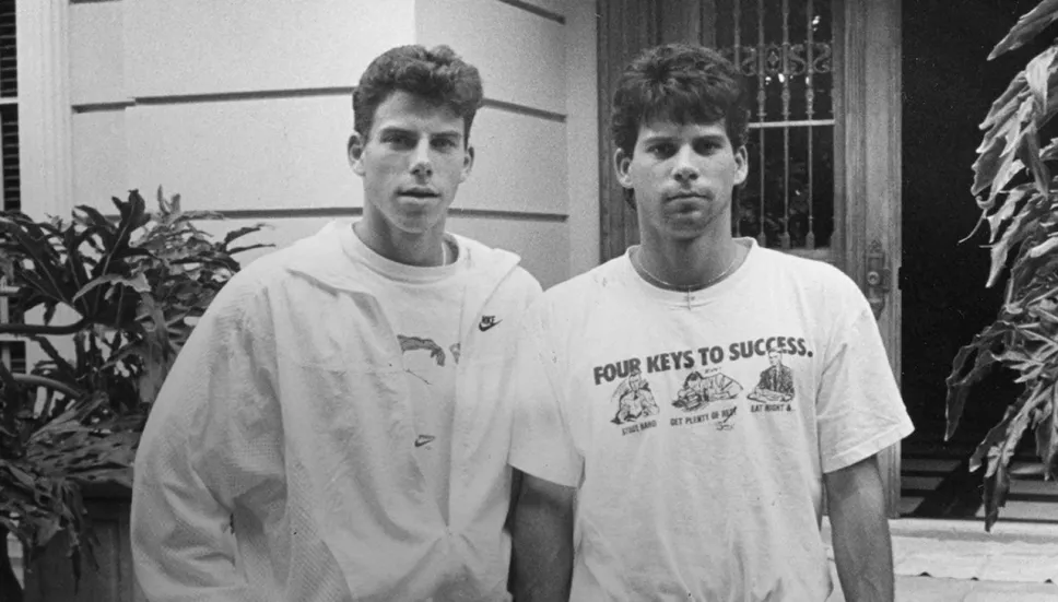 Hermanos Menendez de Monstruos de Netflix