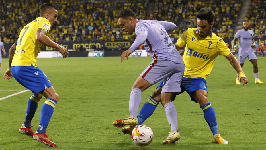 Barcelona empata sin goles con el Cádiz.png