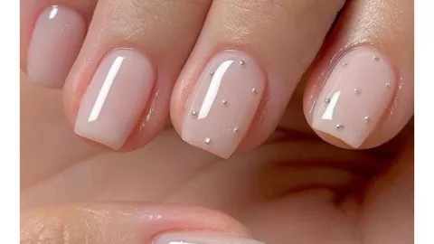 39 diseños de uñas que puedes usar en rubber y se verán elegantes: en cuadradas o almendradas