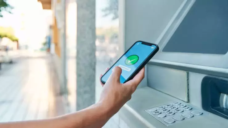 Beneficios de retirar efectivo sin niguna tarjeta