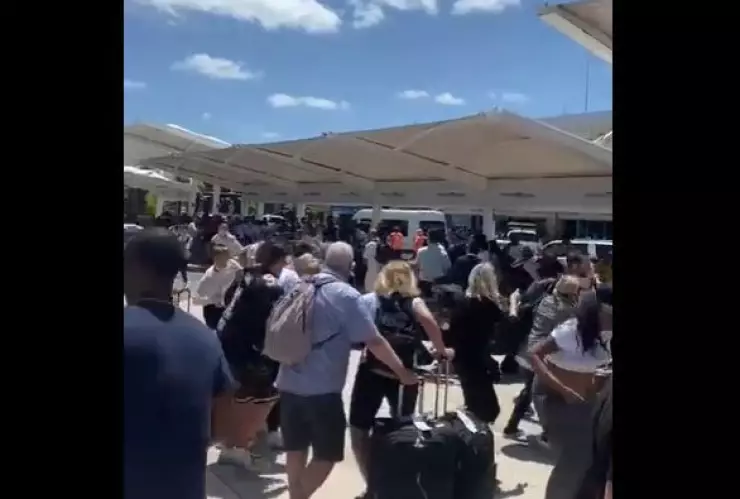 Reportan disparos en el Aeropuerto Internacional de Cancún
