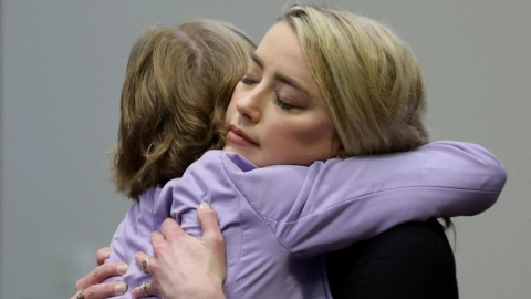 Amber Heard anuncia acuerdo con Johnny Depp por caso de difamación