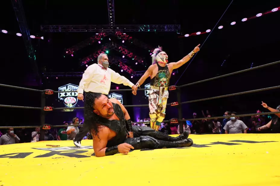 Rey Escorpión vs Psycho Clown lucha libre Triplemanía XXIX