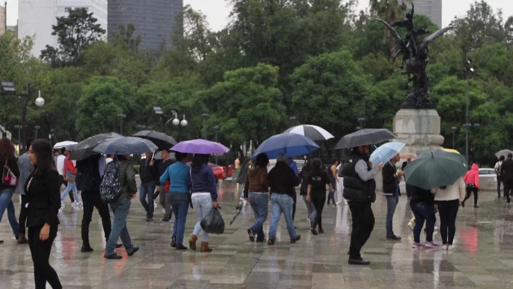 Activan doble alerta por frío en 7 alcaldías de CDMX